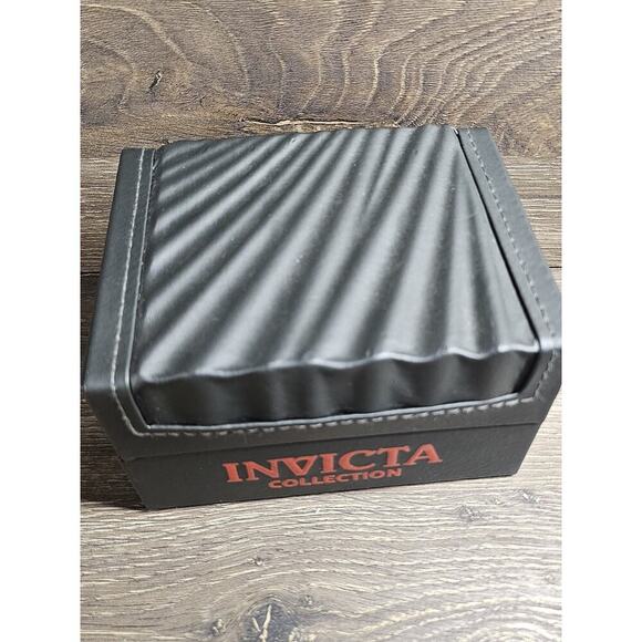 Invicta Corduba Men's Chronograph Silver Stainless Steel Watch 17097 With Case - Picture 6 of 6